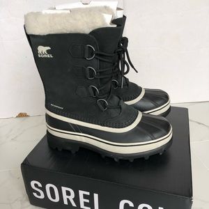 NWT Women’s Sorel Caribou Waterproof Insulated Winter Black boots sz US 7